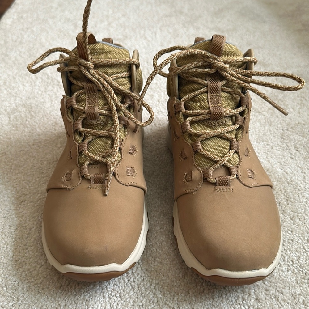 Teva hiking shoes